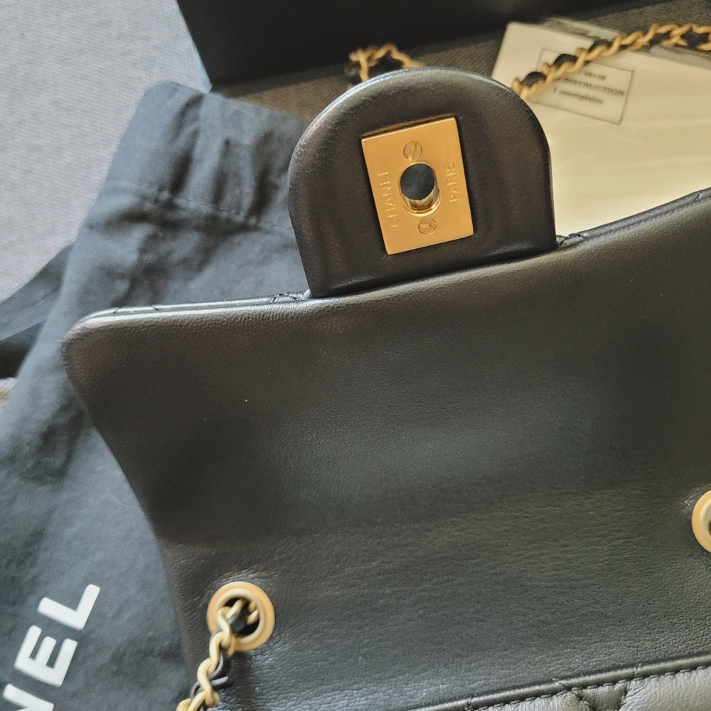 Chanel Mini Square Pearl Crush Crossbody Bag - Picture 6 of 10